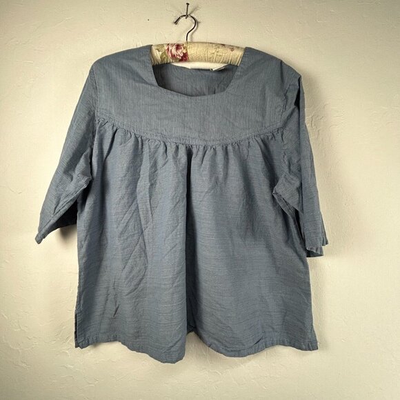 The Vermont Country Women Top 1X Plus Blue Floral Chambray Short Sleeve Blouse - Picture 1 of 9